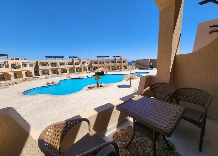 Modern Direct Laguna View, Apartment